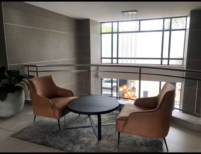 312M² OFFICE TO LET IN HYDE PARK